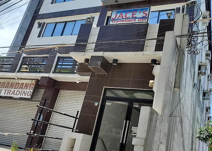 Jace\'S Travellers Inn